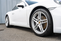 ポルシェ 911(Type991.2) ｶﾚﾗ　MY17 後期ﾓﾃﾞﾙ ﾌﾞﾗｯｸﾚｻﾞｰｼｰﾄ ｼｰﾄﾋｰﾀｰ PCMﾅﾋﾞ ﾌﾙｾｸﾞTV AppleCarPlay PASM ﾊﾟﾄﾞﾙｼﾌﾄ ｷｾﾉﾝ ﾊﾟｰｸｱｼｽﾄ TPM ｶﾚﾗ19ｲﾝﾁAW　2年保証