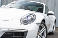 ポルシェ 911(Type991.2) ｶﾚﾗ　MY17 後期ﾓﾃﾞﾙ ﾌﾞﾗｯｸﾚｻﾞｰｼｰﾄ ｼｰﾄﾋｰﾀｰ PCMﾅﾋﾞ ﾌﾙｾｸﾞTV AppleCarPlay PASM ﾊﾟﾄﾞﾙｼﾌﾄ ｷｾﾉﾝ ﾊﾟｰｸｱｼｽﾄ TPM ｶﾚﾗ19ｲﾝﾁAW　2年保証