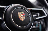 ポルシェ 911(Type991.2) ｶﾚﾗ　MY17 後期ﾓﾃﾞﾙ ﾌﾞﾗｯｸﾚｻﾞｰｼｰﾄ ｼｰﾄﾋｰﾀｰ PCMﾅﾋﾞ ﾌﾙｾｸﾞTV AppleCarPlay PASM ﾊﾟﾄﾞﾙｼﾌﾄ ｷｾﾉﾝ ﾊﾟｰｸｱｼｽﾄ TPM ｶﾚﾗ19ｲﾝﾁAW　2年保証