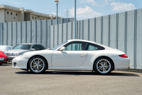 ポルシェ 911(Type997) ｶﾚﾗ ｽﾎﾟｰﾂｸﾛﾉPKG　後期ﾓﾃﾞﾙ ｶﾚﾗﾚｯﾄﾞﾅﾁｭﾗﾙﾚｻﾞｰｲﾝﾃﾘｱ ｸﾗﾘｵﾝﾅﾋﾞ ﾌﾙｾｸﾞTV ﾊﾞｯｸｶﾒﾗ PASM ｷｾﾉﾝ&ﾀﾞｲﾅﾐｯｸｺｰﾅﾘﾝｸﾞﾗｲﾄ ｵｰﾄｴｱｺﾝ ｶﾚﾗ18ｲﾝﾁAW　2年保証