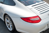 ポルシェ 911(Type997) ｶﾚﾗ ｽﾎﾟｰﾂｸﾛﾉPKG　後期ﾓﾃﾞﾙ ｶﾚﾗﾚｯﾄﾞﾅﾁｭﾗﾙﾚｻﾞｰｲﾝﾃﾘｱ ｸﾗﾘｵﾝﾅﾋﾞ ﾌﾙｾｸﾞTV ﾊﾞｯｸｶﾒﾗ PASM ｷｾﾉﾝ&ﾀﾞｲﾅﾐｯｸｺｰﾅﾘﾝｸﾞﾗｲﾄ ｵｰﾄｴｱｺﾝ ｶﾚﾗ18ｲﾝﾁAW　2年保証