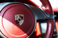 ポルシェ 911(Type997) ｶﾚﾗ ｽﾎﾟｰﾂｸﾛﾉPKG　後期ﾓﾃﾞﾙ ｶﾚﾗﾚｯﾄﾞﾅﾁｭﾗﾙﾚｻﾞｰｲﾝﾃﾘｱ ｸﾗﾘｵﾝﾅﾋﾞ ﾌﾙｾｸﾞTV ﾊﾞｯｸｶﾒﾗ PASM ｷｾﾉﾝ&ﾀﾞｲﾅﾐｯｸｺｰﾅﾘﾝｸﾞﾗｲﾄ ｵｰﾄｴｱｺﾝ ｶﾚﾗ18ｲﾝﾁAW　2年保証