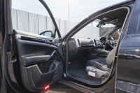 ポルシェ カイエン ﾌﾟﾗﾁﾅｴﾃﾞｨｼｮﾝ　特別仕様車 1ｵｰﾅｰ 後期ﾓﾃﾞﾙ ﾌﾞﾗｯｸﾊｰﾌﾚｻﾞｰ PCMﾅﾋﾞ 地ﾃﾞｼﾞﾁｭｰﾅｰ CarPlay PDLS BOSE ｸﾙｺﾝ ﾊﾟｰｸｱｼｽﾄ RSｽﾊﾟｲﾀﾞｰ20ｲﾝﾁAW　2年保証