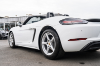 ポルシェ 718 ボクスター ﾍﾞｰｽｸﾞﾚｰﾄﾞ ｽﾎﾟｰﾂｸﾛﾉPKG　ﾌﾞﾗｯｸﾊｰﾌﾚｻﾞｰｼｰﾄ ｼｰﾄﾋｰﾀｰ ﾌﾞﾗｯｸｿﾌﾄﾄｯﾌﾟ PCMﾅﾋﾞ CarPlay ｷｾﾉﾝ ｵｰﾄｴｱｺﾝ TPM ﾊﾟｰｸｱｼｽﾄ 電格ﾐﾗｰ ﾎﾞｸｽﾀｰ18ｲﾝﾁAW　2年保証