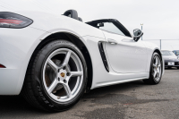 ポルシェ 718 ボクスター ﾍﾞｰｽｸﾞﾚｰﾄﾞ ｽﾎﾟｰﾂｸﾛﾉPKG　ﾌﾞﾗｯｸﾊｰﾌﾚｻﾞｰｼｰﾄ ｼｰﾄﾋｰﾀｰ ﾌﾞﾗｯｸｿﾌﾄﾄｯﾌﾟ PCMﾅﾋﾞ CarPlay ｷｾﾉﾝ ｵｰﾄｴｱｺﾝ TPM ﾊﾟｰｸｱｼｽﾄ 電格ﾐﾗｰ ﾎﾞｸｽﾀｰ18ｲﾝﾁAW　2年保証