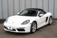 ポルシェ 718 ボクスター ﾍﾞｰｽｸﾞﾚｰﾄﾞ ｽﾎﾟｰﾂｸﾛﾉPKG　ﾌﾞﾗｯｸﾊｰﾌﾚｻﾞｰｼｰﾄ ｼｰﾄﾋｰﾀｰ ﾌﾞﾗｯｸｿﾌﾄﾄｯﾌﾟ PCMﾅﾋﾞ CarPlay ｷｾﾉﾝ ｵｰﾄｴｱｺﾝ TPM ﾊﾟｰｸｱｼｽﾄ 電格ﾐﾗｰ ﾎﾞｸｽﾀｰ18ｲﾝﾁAW　2年保証