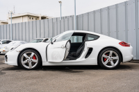 ポルシェ ケイマン(Type981) S　2015年ﾓﾃﾞﾙ ﾌﾞﾗｯｸﾊｰﾌﾚｻﾞｰｼｰﾄ ｼｰﾄﾋｰﾀｰ ｸﾗﾘｵﾝﾅﾋﾞ ﾌﾙｾｸﾞTV ｽﾎﾟｰﾂﾃﾞｻﾞｲﾝｽﾃｱ ｷｾﾉﾝ ｵｰﾄｴｱｺﾝ TPM ｹｲﾏﾝS19ｲﾝﾁAW　2年保証