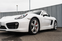 ポルシェ ケイマン(Type981) S　2015年ﾓﾃﾞﾙ ﾌﾞﾗｯｸﾊｰﾌﾚｻﾞｰｼｰﾄ ｼｰﾄﾋｰﾀｰ ｸﾗﾘｵﾝﾅﾋﾞ ﾌﾙｾｸﾞTV ｽﾎﾟｰﾂﾃﾞｻﾞｲﾝｽﾃｱ ｷｾﾉﾝ ｵｰﾄｴｱｺﾝ TPM ｹｲﾏﾝS19ｲﾝﾁAW　2年保証