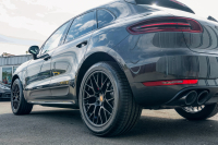 ポルシェ マカン GTS ｽﾎﾟｰﾂｸﾛﾉPKG　ﾌﾞﾗｯｸﾊｰﾌﾚｻﾞｰｼｰﾄ ﾊﾟﾉﾗﾏSR PCM AppleCarPlay ｽﾎﾟｴｸﾞﾊﾟﾄﾞﾙ  PASM PDLS ｸﾙｺﾝ RSｽﾊﾟｲﾀﾞｰ20AW　2年保証