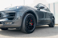 ポルシェ マカン GTS ｽﾎﾟｰﾂｸﾛﾉPKG　ﾌﾞﾗｯｸﾊｰﾌﾚｻﾞｰｼｰﾄ ﾊﾟﾉﾗﾏSR PCM AppleCarPlay ｽﾎﾟｴｸﾞﾊﾟﾄﾞﾙ  PASM PDLS ｸﾙｺﾝ RSｽﾊﾟｲﾀﾞｰ20AW　2年保証