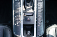 ポルシェ マカン GTS ｽﾎﾟｰﾂｸﾛﾉPKG　ﾌﾞﾗｯｸﾊｰﾌﾚｻﾞｰｼｰﾄ ﾊﾟﾉﾗﾏSR PCM AppleCarPlay ｽﾎﾟｴｸﾞﾊﾟﾄﾞﾙ  PASM PDLS ｸﾙｺﾝ RSｽﾊﾟｲﾀﾞｰ20AW　2年保証