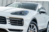 ポルシェ カイエン ﾍﾞｰｽｸﾞﾚｰﾄﾞ　ﾌﾞﾗｯｸﾚｻﾞｰｼｰﾄ ﾊﾟﾉﾗﾏSR PCMﾅﾋﾞ CarPlay ｴﾝﾄﾘｰﾄﾞﾗｲﾌﾞ ACC ｱﾗｳﾝﾄﾞﾋﾞｭｰ ｶｲｴﾝﾃﾞｻﾞｲﾝ20AW ﾚｰﾝﾁｪﾝｼﾞｱｼｽﾄ TPM　2年保証