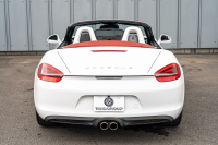 ポルシェ ボクスター(Type981) ﾍﾞｰｽｸﾞﾚｰﾄﾞ ｽﾎﾟｰﾂｸﾛﾉPKG　ﾌﾞﾗｯｸﾚｻﾞｰｲﾝﾃﾘｱ ｼｰﾄﾋｰﾀｰ&ﾍﾞﾝﾁﾚｰﾀｰ ﾚｯﾄﾞｿﾌﾄﾄｯﾌﾟ ﾅﾋﾞTV ｽﾎﾟｰﾂﾃﾞｻﾞｲﾝｽﾃｱﾘﾝｸﾞ PDLS ﾎﾞｸｽﾀｰ18ｲﾝﾁAW　2年保証