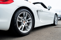 ポルシェ ボクスター(Type981) ﾍﾞｰｽｸﾞﾚｰﾄﾞ ｽﾎﾟｰﾂｸﾛﾉPKG　ﾍﾞｰｼﾞｭﾊｰﾌﾚｻﾞｰｼｰﾄﾋｰﾀｰ ﾚｯﾄﾞｿﾌﾄﾄｯﾌﾟ ｶﾛｯﾂｪﾘｱﾅﾋﾞTV ｽﾎﾟｰﾂﾃﾞｻﾞｲﾝｽﾃｱ ｸﾙｺﾝ 電動Dﾐﾗｰ ﾎﾞｸｽﾀｰS19ｲﾝﾁAW　2年保証