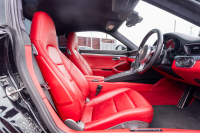 ポルシェ 911(Type991.1) ｶﾚﾗ　MY16  ﾌﾞﾗｯｸ/ﾎﾞﾙﾄﾞｰﾚｯﾄﾞﾂｰﾄﾝｲﾝﾃﾘｱ ﾅﾋﾞTV ｽﾎﾟｰﾂｴｸﾞｿﾞｰｽﾄ ｽﾎﾟｰﾂﾃﾞｻﾞｲﾝｽﾃｱﾘﾝｸﾞ 電格ﾐﾗｰ ｷｾﾉﾝ ｵｰﾄｴｱｺﾝ TPM ｶﾚﾗ19ｲﾝﾁAW 　2年保証