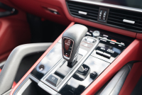 ポルシェ カイエン ﾍﾞｰｽｸﾞﾚｰﾄﾞ　ﾌﾞﾗｯｸ/ﾎﾞﾙﾄﾞｰﾚｯﾄﾞﾂｰﾄﾝｲﾝﾃ ﾊﾟﾉﾗﾏSR PCMﾅﾋﾞ CarPlay ｴﾝﾄﾘｰﾄﾞﾗｲﾌﾞ ACC ｱﾗｳﾝﾄﾞﾋﾞｭｰ TPM ｶｲｴﾝﾃﾞｻﾞｲﾝ20AW　2年保証