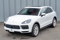 ポルシェ カイエン ﾍﾞｰｽｸﾞﾚｰﾄﾞ　ﾌﾞﾗｯｸ/ﾎﾞﾙﾄﾞｰﾚｯﾄﾞﾂｰﾄﾝｲﾝﾃ ﾊﾟﾉﾗﾏSR PCMﾅﾋﾞ CarPlay ｴﾝﾄﾘｰﾄﾞﾗｲﾌﾞ ACC ｱﾗｳﾝﾄﾞﾋﾞｭｰ TPM ｶｲｴﾝﾃﾞｻﾞｲﾝ20AW　2年保証