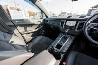 ポルシェ マカン ﾍﾞｰｽｸﾞﾚｰﾄﾞ　ﾌﾞﾗｯｸﾊｰﾌﾚｻﾞｰｼｰﾄ ｼｰﾄﾋｰﾀｰ PCMﾅﾋﾞ ﾌﾙｾｸﾞTV AppleCarPlay PDLS ﾊﾟｰｸｱｼｽﾄ TPM ｵｰﾄﾃｰﾙｹﾞｰﾄ LDW ｶﾗｰｸﾚｽﾄｷｬｯﾌﾟ ﾏｶﾝS19ｲﾝﾁAW　2年保証