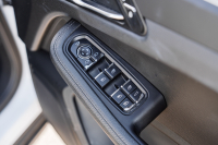 ポルシェ マカン ﾍﾞｰｽｸﾞﾚｰﾄﾞ　ﾌﾞﾗｯｸﾊｰﾌﾚｻﾞｰｼｰﾄ ｼｰﾄﾋｰﾀｰ PCMﾅﾋﾞ ﾌﾙｾｸﾞTV AppleCarPlay PDLS ﾊﾟｰｸｱｼｽﾄ TPM ｵｰﾄﾃｰﾙｹﾞｰﾄ LDW ｶﾗｰｸﾚｽﾄｷｬｯﾌﾟ ﾏｶﾝS19ｲﾝﾁAW　2年保証