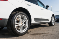 ポルシェ マカン ﾍﾞｰｽｸﾞﾚｰﾄﾞ　ﾌﾞﾗｯｸﾊｰﾌﾚｻﾞｰｼｰﾄ ｼｰﾄﾋｰﾀｰ PCMﾅﾋﾞ ﾌﾙｾｸﾞTV AppleCarPlay PDLS ﾊﾟｰｸｱｼｽﾄ TPM ｵｰﾄﾃｰﾙｹﾞｰﾄ LDW ｶﾗｰｸﾚｽﾄｷｬｯﾌﾟ ﾏｶﾝS19ｲﾝﾁAW　2年保証