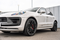 ポルシェ マカン GTS ｽﾎﾟｰﾂｸﾛﾉPKG　ｱｹﾞｰﾄｸﾞﾚｰﾚｻﾞｰｲﾝﾃﾘｱ ﾊﾟﾉﾗﾏﾙｰﾌ PCM CarPlay ｽﾎﾟｰﾂｴｸﾞｿﾞｰｽﾄ PASM/ｴｱｻｽ PDLS+ ﾌﾞﾙﾒｽﾀｰ ｲｵﾅｲｻﾞｰ ﾍﾞﾝﾁﾚｰﾀｰ ACC RSｽﾊﾟｲﾀﾞｰ21ｲﾝﾁAW　2年保証