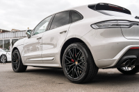 ポルシェ マカン GTS ｽﾎﾟｰﾂｸﾛﾉPKG　ｱｹﾞｰﾄｸﾞﾚｰﾚｻﾞｰｲﾝﾃﾘｱ ﾊﾟﾉﾗﾏﾙｰﾌ PCM CarPlay ｽﾎﾟｰﾂｴｸﾞｿﾞｰｽﾄ PASM/ｴｱｻｽ PDLS+ ﾌﾞﾙﾒｽﾀｰ ｲｵﾅｲｻﾞｰ ﾍﾞﾝﾁﾚｰﾀｰ ACC RSｽﾊﾟｲﾀﾞｰ21ｲﾝﾁAW　2年保証