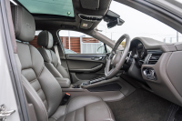 ポルシェ マカン GTS ｽﾎﾟｰﾂｸﾛﾉPKG　ｱｹﾞｰﾄｸﾞﾚｰﾚｻﾞｰｲﾝﾃﾘｱ ﾊﾟﾉﾗﾏﾙｰﾌ PCM CarPlay ｽﾎﾟｰﾂｴｸﾞｿﾞｰｽﾄ PASM/ｴｱｻｽ PDLS+ ﾌﾞﾙﾒｽﾀｰ ｲｵﾅｲｻﾞｰ ﾍﾞﾝﾁﾚｰﾀｰ ACC RSｽﾊﾟｲﾀﾞｰ21ｲﾝﾁAW　2年保証