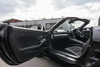 ポルシェ 718 ボクスター ﾍﾞｰｽｸﾞﾚｰﾄﾞ ｽﾎﾟｰﾂｸﾛﾉPKG　ﾌﾞﾗｯｸﾊｰﾌﾚｻﾞｰｼｰﾄ ﾌﾞﾗｯｸｿﾌﾄﾄｯﾌﾟ PCMﾅﾋﾞ CarPlay ｽﾎﾟｰﾂｴｸﾞｿﾞｰｽﾄ PDLS+/LEDﾗｲﾄ ｵｰﾄｴｱｺﾝ TPM ﾊﾟｰｸｱｼｽﾄ 電格ﾐﾗｰ ｶﾚﾗS20ｲﾝﾁAW　2年保証