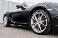 ポルシェ 718 ボクスター ﾍﾞｰｽｸﾞﾚｰﾄﾞ ｽﾎﾟｰﾂｸﾛﾉPKG　ﾌﾞﾗｯｸﾊｰﾌﾚｻﾞｰｼｰﾄ ﾌﾞﾗｯｸｿﾌﾄﾄｯﾌﾟ PCMﾅﾋﾞ CarPlay ｽﾎﾟｰﾂｴｸﾞｿﾞｰｽﾄ PDLS+/LEDﾗｲﾄ ｵｰﾄｴｱｺﾝ TPM ﾊﾟｰｸｱｼｽﾄ 電格ﾐﾗｰ ｶﾚﾗS20ｲﾝﾁAW　2年保証