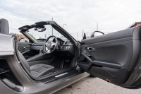 ポルシェ ボクスター(Type981) S　ﾌﾞﾗｯｸﾊｰﾌﾚｻﾞｰｼｰﾄ ｼｰﾄﾋｰﾀｰ ﾌﾞﾗｯｸｿﾌﾄﾄｯﾌﾟ ｸﾗﾘｵﾝﾅﾋﾞ ﾌﾙｾｸﾞTV ｽﾎﾟｰﾂｴｸﾞｿﾞｰｽﾄ ｽﾎﾟｰﾂﾃﾞｻﾞｲﾝｽﾃｱ ｷｾﾉﾝ 電動ﾄﾞｱﾐﾗｰ TPM ﾎﾞｸｽﾀｰS19ｲﾝﾁAW　2年保証