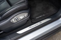 ポルシェ マカン S ｽﾎﾟｰﾂｸﾛﾉPKG　ﾌﾞﾗｯｸﾚｻﾞｰｼｰﾄ ｼｰﾄﾋｰﾀｰ PCMﾅﾋﾞ AppleCarPlay ACC PDLS ﾚｰﾝﾃﾞｨﾊﾟｰﾁｬｰﾜｰﾆﾝｸﾞ TPM ﾏｶﾝS18ｲﾝﾁAW　2年保証