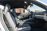 ポルシェ ケイマン(Type981) ﾍﾞｰｽｸﾞﾚｰﾄﾞ　2014年ﾓﾃﾞﾙ ﾌﾞﾗｯｸﾊｰﾌﾚｻﾞｰｼｰﾄ ｼｰﾄﾋｰﾀｰ ﾅﾋﾞTV ｽﾎﾟｰﾂﾃﾞｻﾞｲﾝｽﾃｱﾘﾝｸﾞ PDLS ｵｰﾄｴｱｺﾝ ｹｲﾏﾝS19ｲﾝﾁAW　2年保証