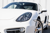 ポルシェ ケイマン(Type981) ﾍﾞｰｽｸﾞﾚｰﾄﾞ　2014年ﾓﾃﾞﾙ ﾌﾞﾗｯｸﾊｰﾌﾚｻﾞｰｼｰﾄ ｼｰﾄﾋｰﾀｰ ﾅﾋﾞTV ｽﾎﾟｰﾂﾃﾞｻﾞｲﾝｽﾃｱﾘﾝｸﾞ PDLS ｵｰﾄｴｱｺﾝ ｹｲﾏﾝS19ｲﾝﾁAW　2年保証