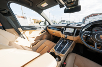 ポルシェ マカン S　ﾍﾞｰｼﾞｭﾊｰﾌﾚｻﾞｰｼｰﾄ ｼｰﾄﾋｰﾀｰ PCMﾅﾋﾞ AppleCarPlay BOSEｻｳﾝﾄﾞ ｴﾝﾄﾘｰﾄﾞﾗｲﾌﾞ ﾚｰﾝﾁｪﾝｼﾞ PDLS ｸﾙｰｽﾞｺﾝﾄﾛｰﾙ TPM RSｽﾊﾟｲﾀﾞｰﾃﾞｻﾞｲﾝ20ｲﾝﾁAW　2年保証