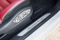 ポルシェ マカン ﾀｰﾎﾞ ｽﾎﾟｰﾂｸﾛﾉPKG　ﾂｰﾄﾝﾚｻﾞｰｲﾝﾃﾘｱ(ｶﾞｰﾈｯﾄﾚｯﾄﾞ/ﾌﾞﾗｯｸ) ｱﾀﾞﾌﾟﾃｨﾌﾞｽﾎﾟｰﾂｼｰﾄ ﾍﾞﾝﾁﾚｰﾀｰ ﾊﾟﾉﾗﾏｻﾝﾙｰﾌ ﾅﾋﾞTV PASM/ｴｱｻｽ ｴﾝﾄﾘｰﾄﾞﾗｲﾌﾞ RSｽﾊﾟｲﾀﾞｰ20ｲﾝﾁAW　2年保証