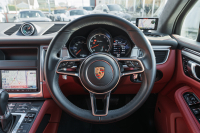 ポルシェ マカン ﾀｰﾎﾞ ｽﾎﾟｰﾂｸﾛﾉPKG　ﾂｰﾄﾝﾚｻﾞｰｲﾝﾃﾘｱ(ｶﾞｰﾈｯﾄﾚｯﾄﾞ/ﾌﾞﾗｯｸ) ｱﾀﾞﾌﾟﾃｨﾌﾞｽﾎﾟｰﾂｼｰﾄ ﾍﾞﾝﾁﾚｰﾀｰ ﾊﾟﾉﾗﾏｻﾝﾙｰﾌ ﾅﾋﾞTV PASM/ｴｱｻｽ ｴﾝﾄﾘｰﾄﾞﾗｲﾌﾞ RSｽﾊﾟｲﾀﾞｰ20ｲﾝﾁAW　2年保証