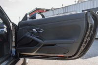 ポルシェ ボクスター(Type981) S ｽﾎﾟｰﾂｸﾛﾉPKG　2015年ﾓﾃﾞﾙ ﾌﾞﾗｯｸﾊｰﾌﾚｻﾞｰｼｰﾄ ｼｰﾄﾋｰﾀｰ ﾌﾞﾗｯｸｿﾌﾄﾄｯﾌﾟ ｸﾗﾘｵﾝﾅﾋﾞ ﾌﾙｾｸﾞTV ｽﾎﾟｰﾂﾃﾞｻﾞｲﾝｽﾃｱ 電動Dﾐﾗｰ ｵｰﾄｴｱｺﾝ TPM ｹｲﾏﾝS19ｲﾝﾁAW　2年保証