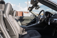 ポルシェ ボクスター(Type981) S ｽﾎﾟｰﾂｸﾛﾉPKG　2015年ﾓﾃﾞﾙ ﾌﾞﾗｯｸﾊｰﾌﾚｻﾞｰｼｰﾄ ｼｰﾄﾋｰﾀｰ ﾌﾞﾗｯｸｿﾌﾄﾄｯﾌﾟ ｸﾗﾘｵﾝﾅﾋﾞ ﾌﾙｾｸﾞTV ｽﾎﾟｰﾂﾃﾞｻﾞｲﾝｽﾃｱ 電動Dﾐﾗｰ ｵｰﾄｴｱｺﾝ TPM ｹｲﾏﾝS19ｲﾝﾁAW　2年保証