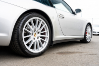 ポルシェ 911(Type997) ｶﾚﾗ4 ｽﾎﾟｰﾂｸﾛﾉPKG　ﾌﾞﾗｯｸﾚｻﾞｰｼｰﾄ ｼｰﾄﾋｰﾀｰ ﾅﾋﾞTV ｽﾎﾟｴｸﾞ PASM ｽﾎﾟｰﾂﾃﾞｻﾞｲﾝ19ｲﾝﾁAW ｷｾﾉﾝﾍｯﾄﾞﾗｲﾄ ｵｰﾄｴｱｺﾝ PSM F/Rﾌｫｸﾞ　2年保証