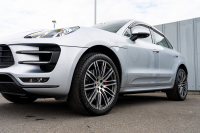 ポルシェ マカン ﾀｰﾎﾞ ｽﾎﾟｰﾂｸﾛﾉPKG　MY15 ｱﾀﾞﾌﾟﾃｨﾌﾞｽﾎﾟｰﾂｼｰﾄ AppleCarplay ｽﾎﾟｰﾂｴｸﾞｿﾞｰｽﾄ PASM/ｴｱｻｽ ｴﾝﾄﾘｰﾄﾞﾗｲﾌﾞ 911ﾀｰﾎﾞﾃﾞｻﾞｲﾝ21ｲﾝﾁAW　2年保証