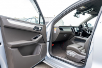 ポルシェ マカン ﾀｰﾎﾞ ｽﾎﾟｰﾂｸﾛﾉPKG　MY15 ｱﾀﾞﾌﾟﾃｨﾌﾞｽﾎﾟｰﾂｼｰﾄ AppleCarplay ｽﾎﾟｰﾂｴｸﾞｿﾞｰｽﾄ PASM/ｴｱｻｽ ｴﾝﾄﾘｰﾄﾞﾗｲﾌﾞ 911ﾀｰﾎﾞﾃﾞｻﾞｲﾝ21ｲﾝﾁAW　2年保証