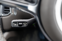 ポルシェ マカン ﾀｰﾎﾞ ｽﾎﾟｰﾂｸﾛﾉPKG　MY15 ｱﾀﾞﾌﾟﾃｨﾌﾞｽﾎﾟｰﾂｼｰﾄ AppleCarplay ｽﾎﾟｰﾂｴｸﾞｿﾞｰｽﾄ PASM/ｴｱｻｽ ｴﾝﾄﾘｰﾄﾞﾗｲﾌﾞ 911ﾀｰﾎﾞﾃﾞｻﾞｲﾝ21ｲﾝﾁAW　2年保証