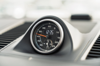 ポルシェ マカン ﾀｰﾎﾞ ｽﾎﾟｰﾂｸﾛﾉPKG　MY17 ﾌﾞﾗｯｸﾚｻﾞｰｼｰﾄ PCMﾅﾋﾞ LED/PDLS+ PASM ｴﾝﾄﾘｰﾄﾞﾗｲﾌﾞ BOSEｻｳﾝﾄﾞ ｸﾙｺﾝ ﾏｶﾝﾀｰﾎﾞ19ｲﾝﾁAW　2年保証