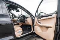 ポルシェ マカン S ｽﾎﾟｰﾂｸﾛﾉPKG　MY23 1ｵｰﾅｰ ﾂｰﾄﾝﾚｻﾞｰｲﾝﾃ(ﾌﾞﾗｯｸ/ﾓﾊｰｳﾞｪﾍﾞｰｼﾞｭ) ｱﾀﾞﾌﾟﾃｨﾌﾞｽﾎﾟｰﾂｼｰﾄ ﾍﾞﾝﾁﾚｰﾀｰ ﾊﾟﾉﾗﾏSR PCM ｽﾎﾟｰﾂｴｸﾞｿﾞｰｽﾄ PASM ﾏﾄﾘｯｸｽLED ﾏｶﾝS20AW　2年保証