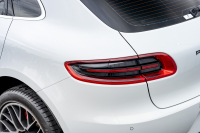 ポルシェ マカン ﾀｰﾎﾞ ｽﾎﾟｰﾂｸﾛﾉPKG　ﾂｰﾄﾝﾚｻﾞｰPKG(ｶﾞｰﾈｯﾄﾚｯﾄﾞ/ﾌﾞﾗｯｸ) ﾊﾟﾉﾗﾏｻﾝﾙｰﾌ PCMﾅﾋﾞTV PASM ｴﾝﾄﾘｰﾄﾞﾗｲﾌﾞ BOSEｻｳﾝﾄﾞ ｸﾙｺﾝ RSｽﾊﾟｲﾀﾞｰﾃﾞｻﾞｲﾝ20ｲﾝﾁAW　2年保証