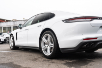 ポルシェ パナメーラ ﾍﾞｰｽｸﾞﾚｰﾄﾞ　1ｵｰﾅｰ ﾌﾞﾗｯｸﾚｻﾞｰｼｰﾄ PCMﾅﾋﾞ CayPlay LEDﾗｲﾄ PASM/ｴｱｻｽ ｴﾝﾄﾘｰD ACC ﾚｰﾝﾃﾞｨﾊﾟｰﾁｬｰﾜｰﾆﾝｸﾞ ﾊﾟﾅﾒｰﾗﾀｰﾎﾞ21ｲﾝﾁAW　2年保証