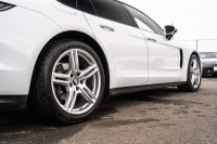 ポルシェ パナメーラ ﾍﾞｰｽｸﾞﾚｰﾄﾞ　1ｵｰﾅｰ ﾌﾞﾗｯｸﾚｻﾞｰｼｰﾄ PCMﾅﾋﾞ CayPlay LEDﾗｲﾄ PASM/ｴｱｻｽ ｴﾝﾄﾘｰD ACC ﾚｰﾝﾃﾞｨﾊﾟｰﾁｬｰﾜｰﾆﾝｸﾞ ﾊﾟﾅﾒｰﾗﾀｰﾎﾞ21ｲﾝﾁAW　2年保証