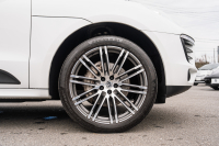 ポルシェ マカン S　MY15 ﾌﾞﾗｯｸﾚｻﾞｰｼｰﾄ ｼｰﾄﾋｰﾀｰ ﾊﾟﾉﾗﾏｻﾝﾙｰﾌ ｸﾗﾘｵﾝﾅﾋﾞ ﾌﾙｾｸﾞTV PASM PDLS ｴﾝﾄﾘｰﾄﾞﾗｲﾌﾞ 911ﾀｰﾎﾞﾃﾞｻﾞｲﾝ21ｲﾝﾁAW　2年保証