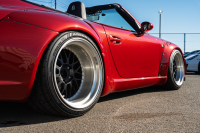 ポルシェ 911(Type997) ｶﾚﾗ4 ｶﾌﾞﾘｵﾚ　RWB997 ﾚｷﾞｭﾗｰﾜｲﾄﾞﾎﾞﾃﾞｨ RWBｺﾗﾎﾞﾚｰｼｮﾝWORK Meister19AW Fﾀﾞｳﾝｻｽ ﾘｱ車高調 黒革 ﾅﾋﾞTV ETC FCLﾘﾝｸﾞｷｾﾉﾝ LEDﾄﾞﾗｲﾋﾞﾝｸﾞﾗｲﾄ&ﾃｰﾙ ﾊﾟﾄﾞﾙｼﾌﾄ