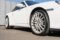 ポルシェ 911(Type997) ｶﾚﾗ　右ﾊﾝﾄﾞﾙ 後期ﾓﾃﾞﾙ ｽﾄｰﾝｸﾞﾚｰﾚｻﾞｰｼｰﾄ ｼｰﾄﾋｰﾀｰ ｸﾗﾘｵﾝﾅﾋﾞ ﾌﾙｾｸﾞTV ｷｾﾉﾝﾗｲﾄ ｵｰﾄｴｱｺﾝ ｽﾎﾟｰﾂﾃﾞｻﾞｲﾝ19ｲﾝﾁAW　2年保証